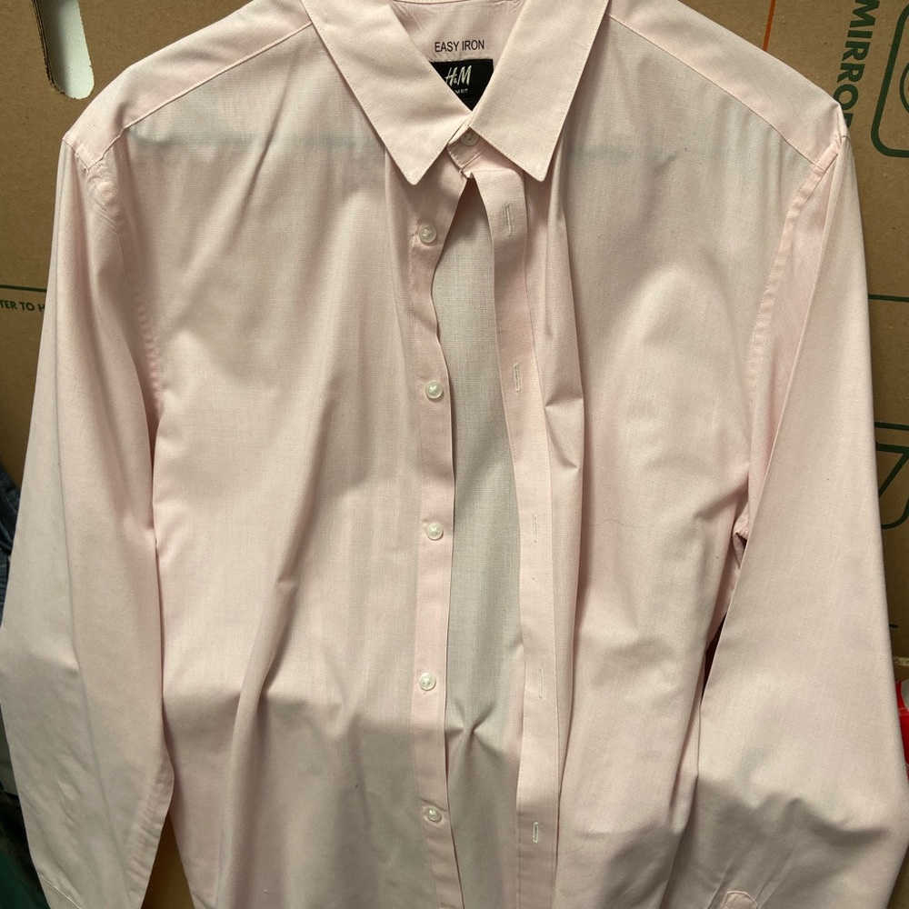 HM pink button up shirt